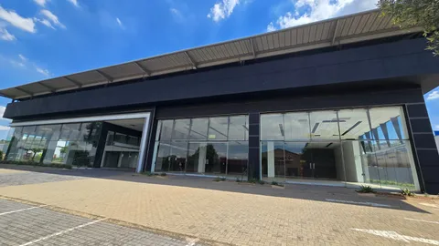 13 J.G. Strydom Rd, Weltevreden Park